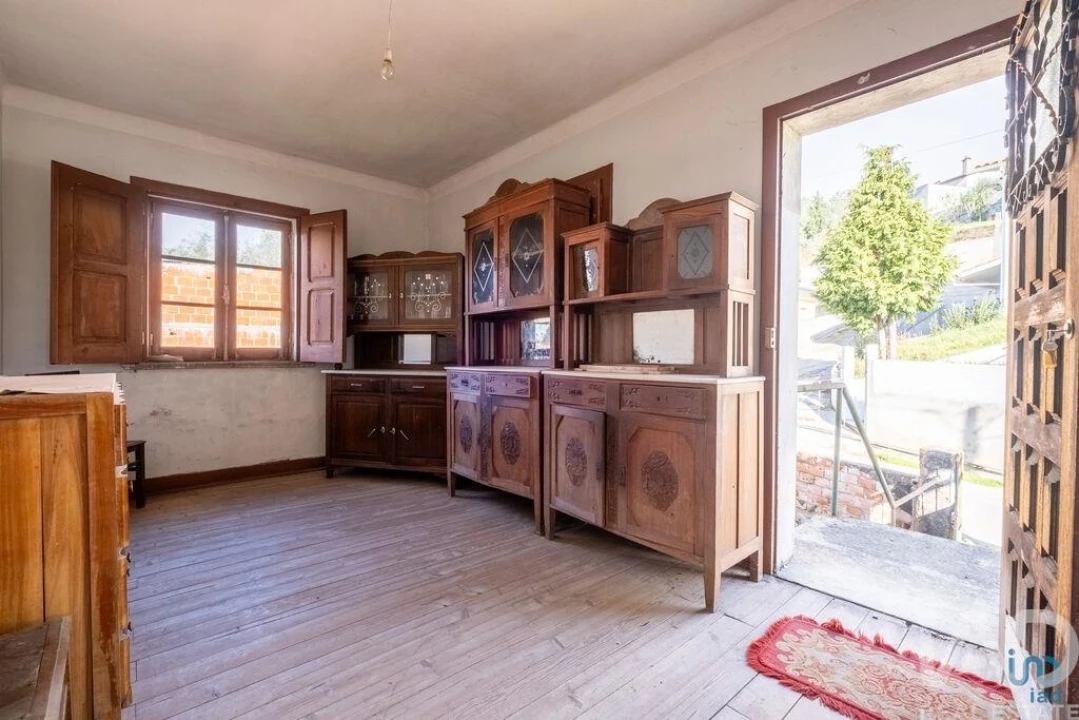 Moradia T4 para Venda em Arganil Foto 7