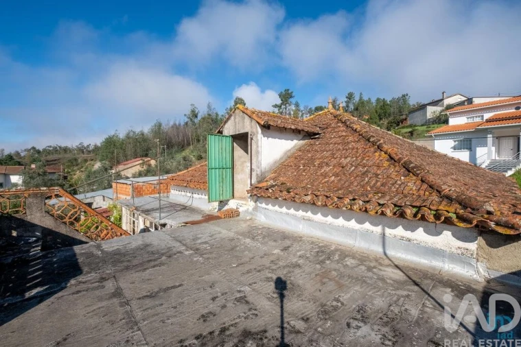 Moradia T4 para Venda em Arganil Foto 26