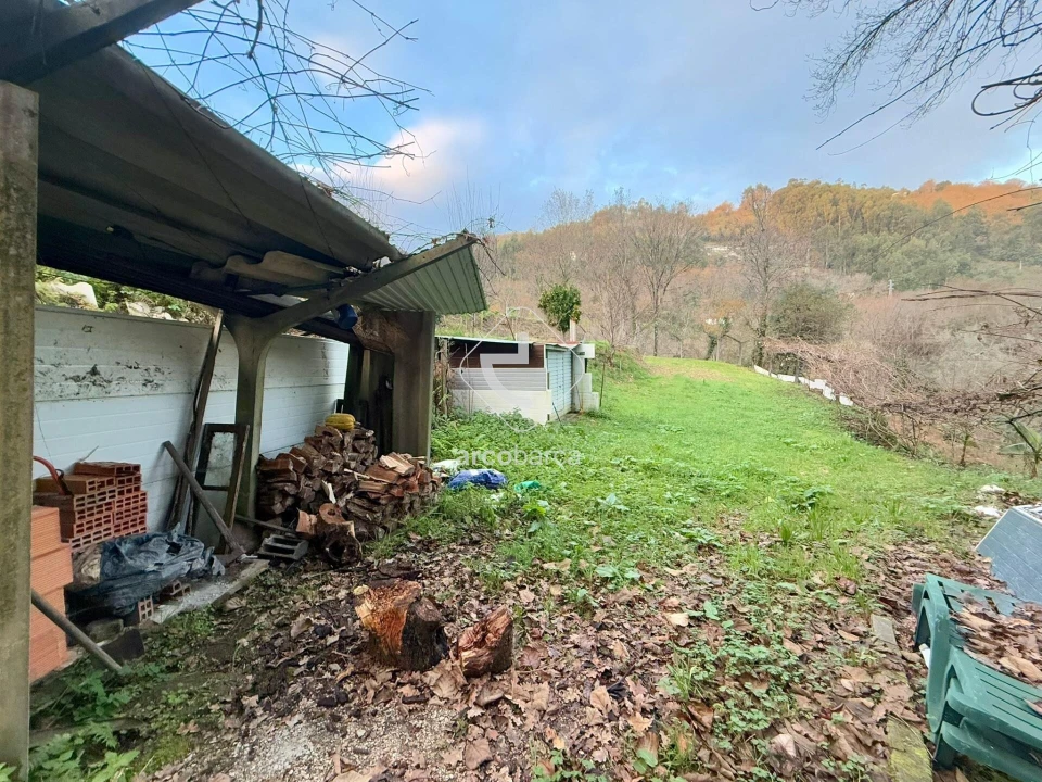 Terreno para Venda em Guilhadeses e Santar Foto 8