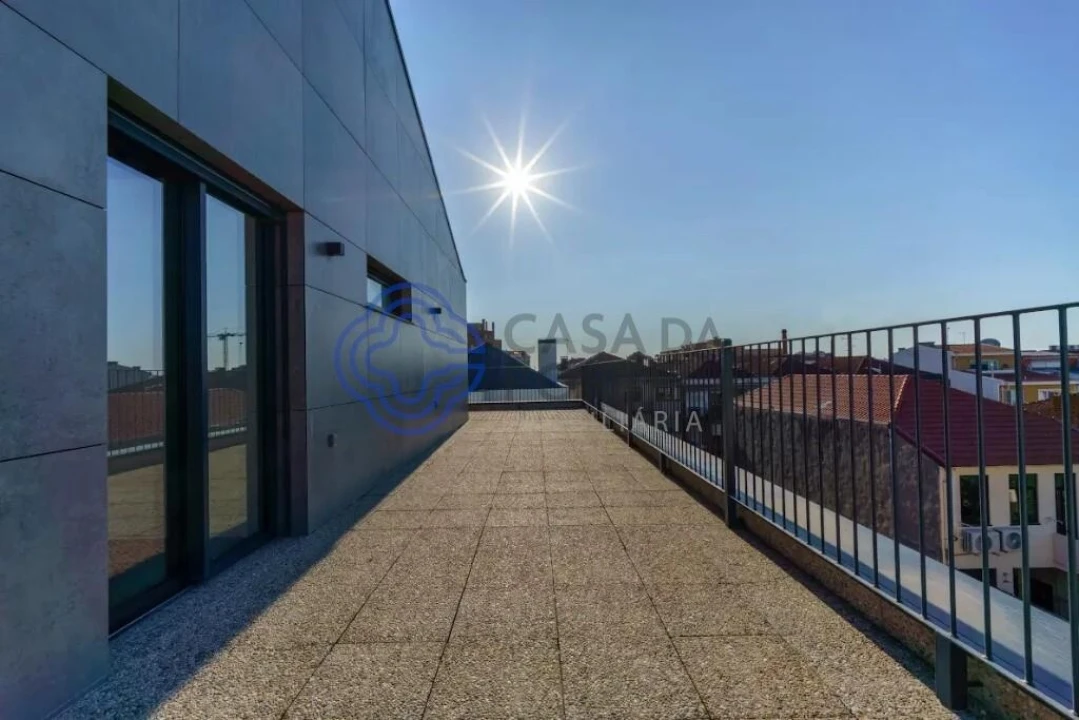 Apartamento T1 para Venda em Mafamude e Vilar do Paraíso Foto 2