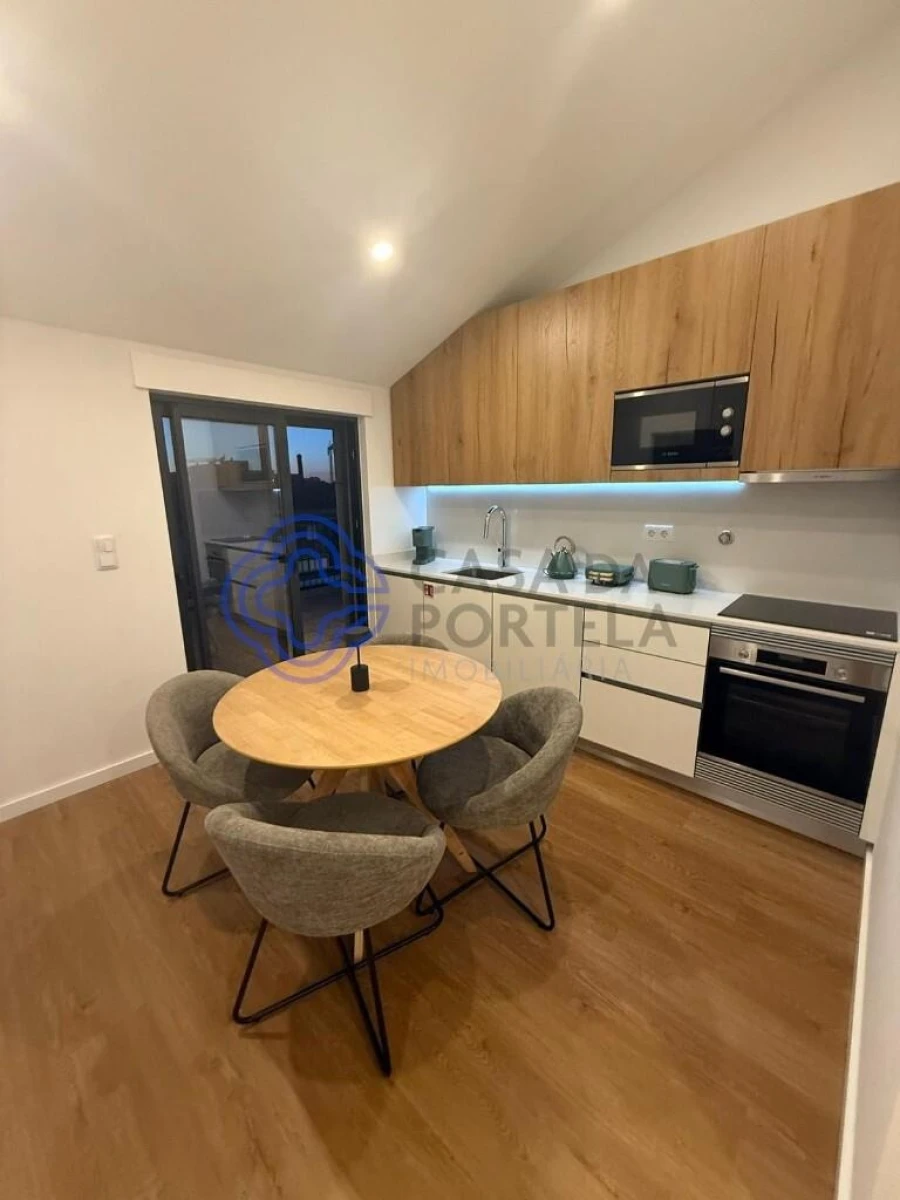 Apartamento T1 para Venda em Mafamude e Vilar do Paraíso Foto 9