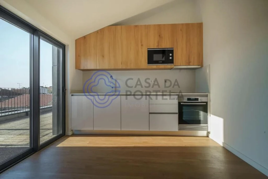 Apartamento T1 para Venda em Mafamude e Vilar do Paraíso Foto 4