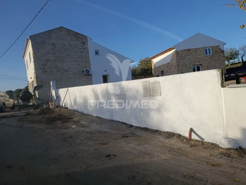 Moradia T3 para Venda em Arneiro das Milhariças Foto 6