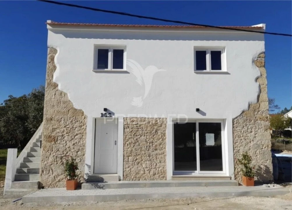 Moradia T3 para Venda em Arneiro das Milhariças Foto 2