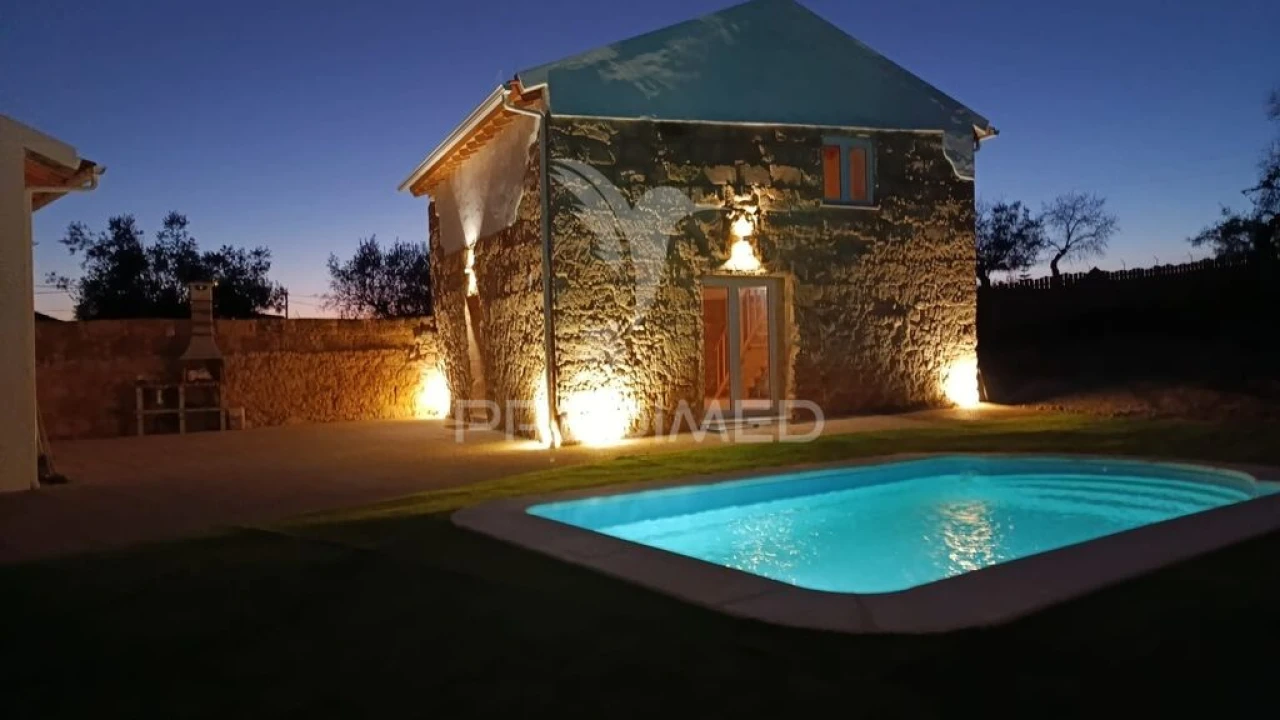 Moradia T3 para Venda em Arneiro das Milhariças Foto 3