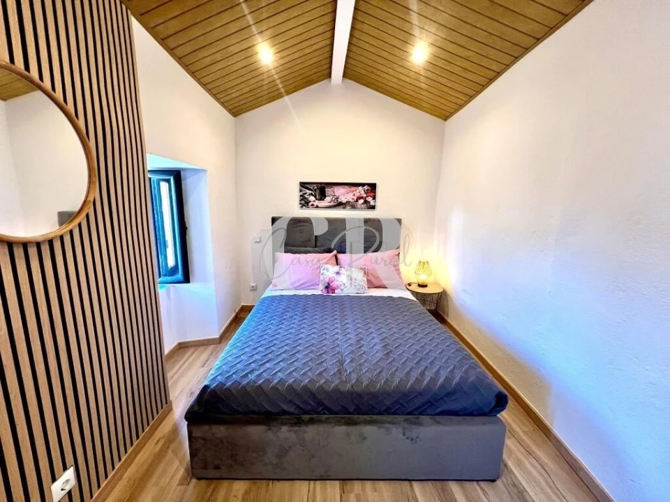 Moradia T1 para Venda em Castanheira de Pêra e Coentral Foto 16