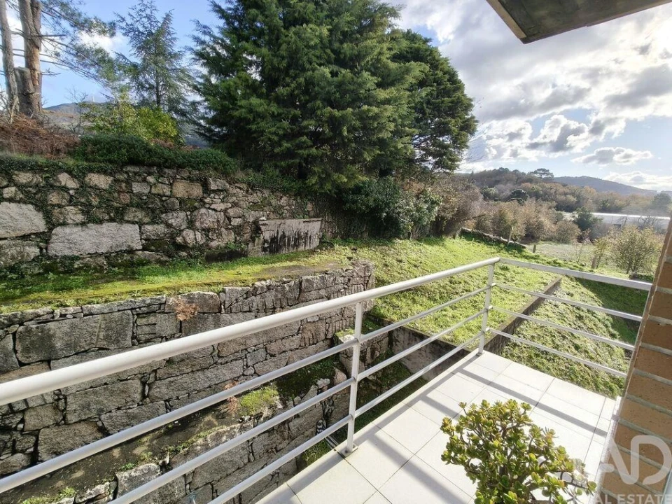 Apartamento T3 para Venda em Vila Nova de Cerveira e Lovelhe Foto 12