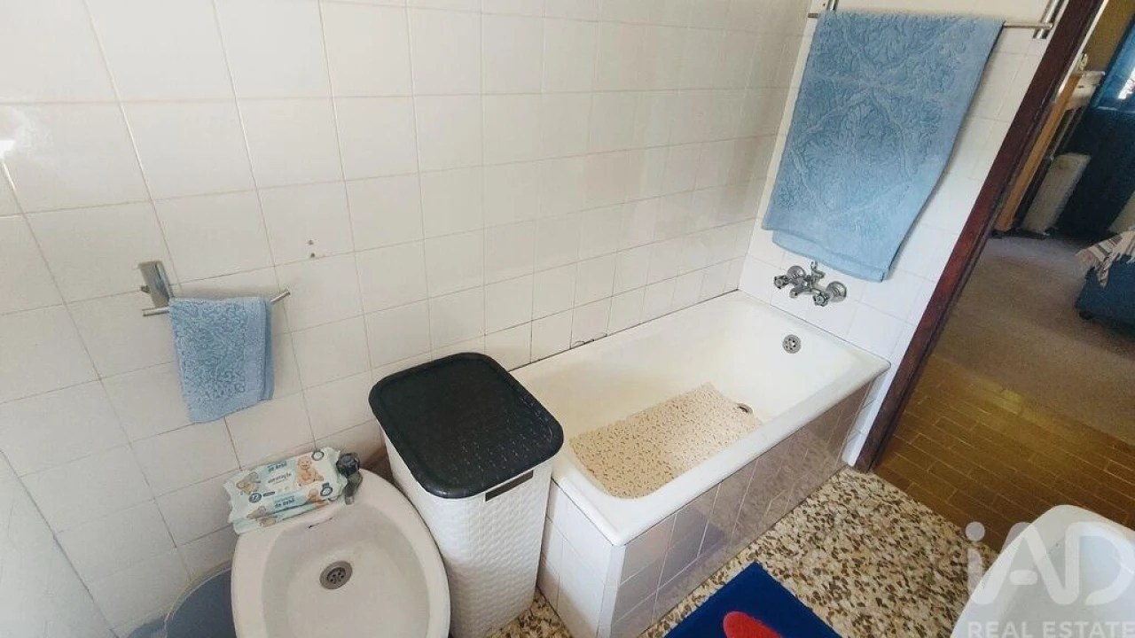 Moradia T2 para Venda em Fontoura Foto 26