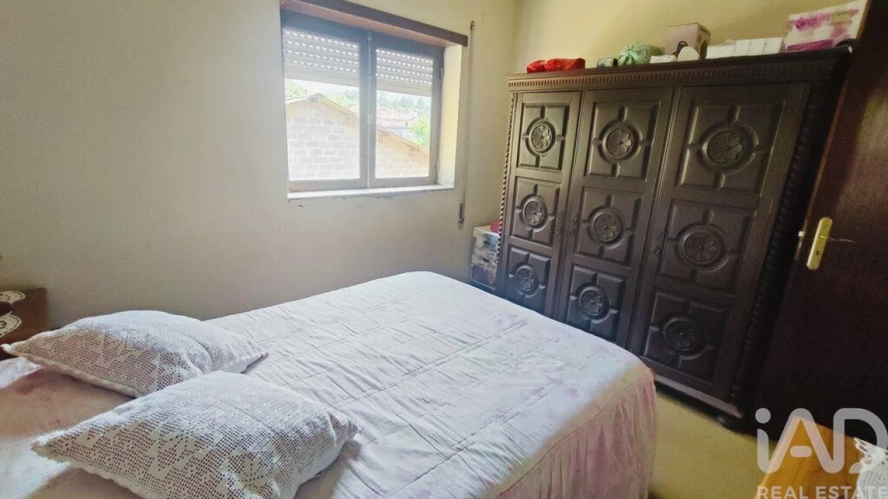 Moradia T2 para Venda em Fontoura Foto 19