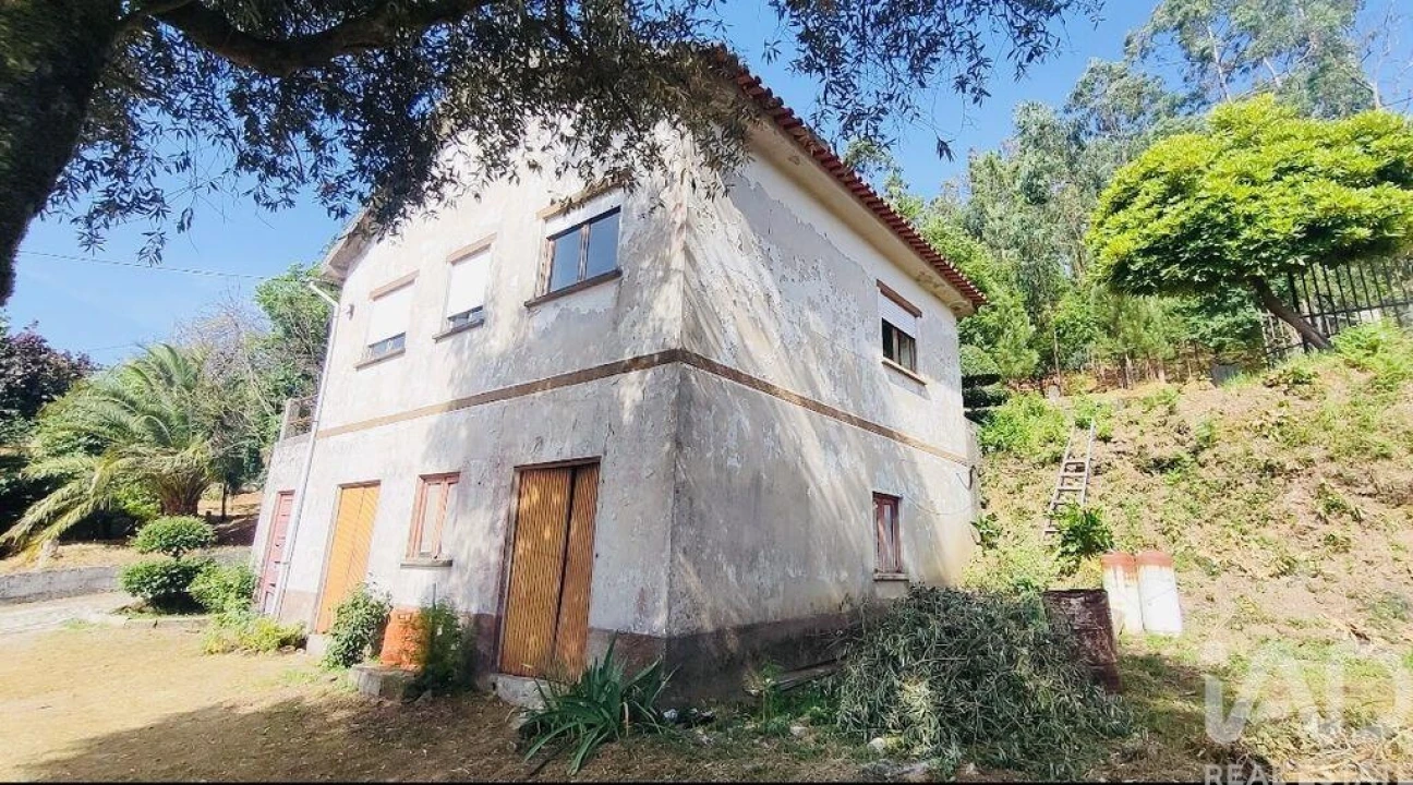 Moradia T2 para Venda em Fontoura Foto 8