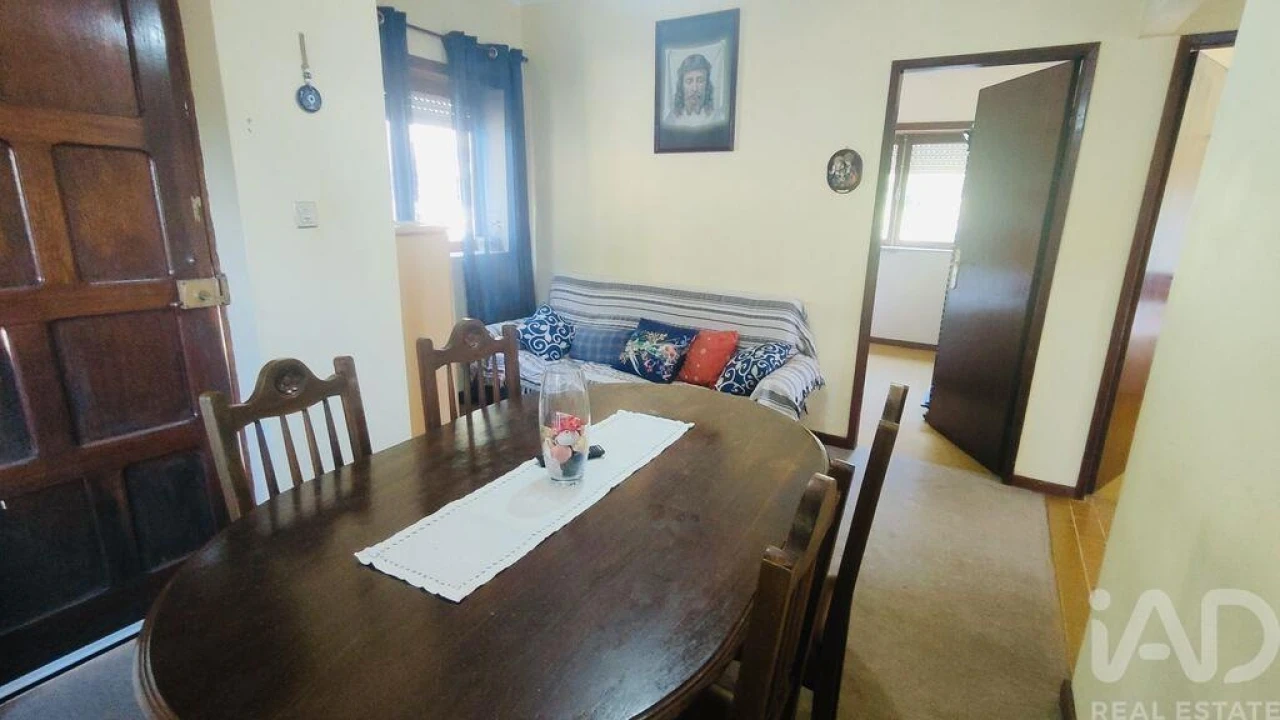 Moradia T2 para Venda em Fontoura Foto 17
