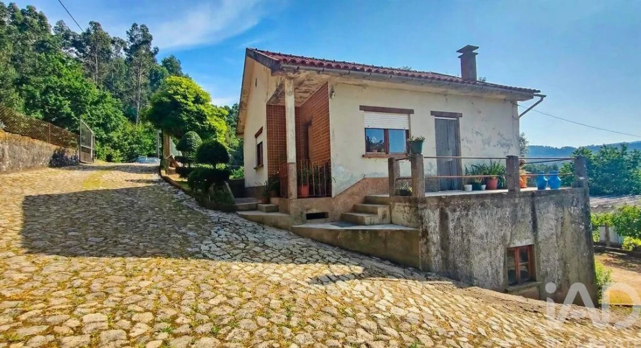 Moradia T2 para Venda em Fontoura Foto 6