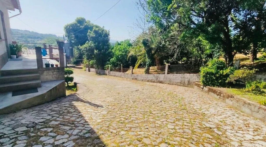 Moradia T2 para Venda em Fontoura Foto 40