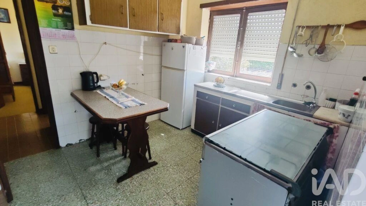 Moradia T2 para Venda em Fontoura Foto 21
