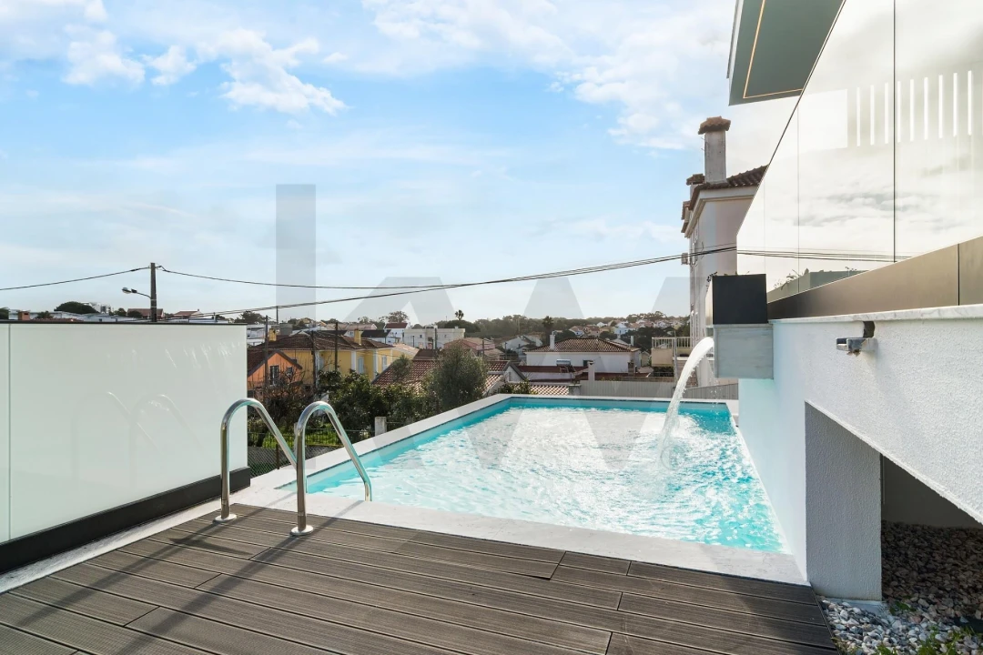 Moradia T5 para Venda em Charneca de Caparica e Sobreda Foto 30