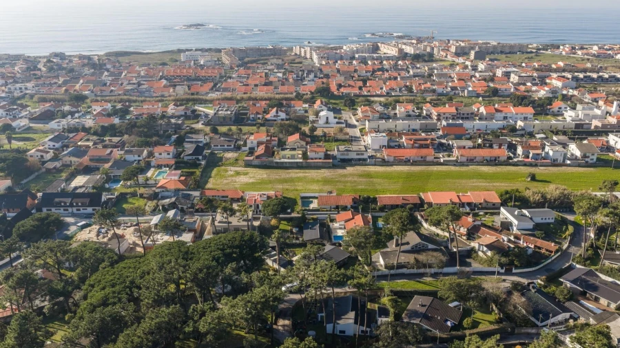 Moradia T3 para Venda em Mindelo Foto 26