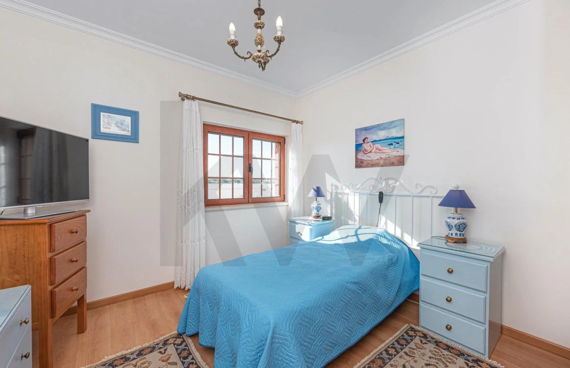 Moradia T4 para Venda em Pinhal Novo Foto 19