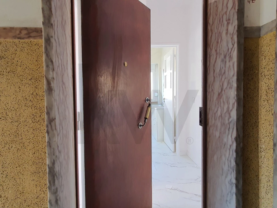 Apartamento T2 para Arrendamento em Almada, Cova da Piedade, Pragal e Cacilhas Foto 25