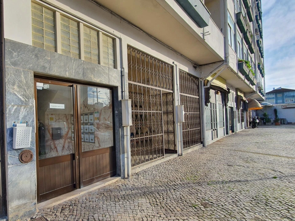 Apartamento T2 para Arrendamento em Almada, Cova da Piedade, Pragal e Cacilhas Foto 20