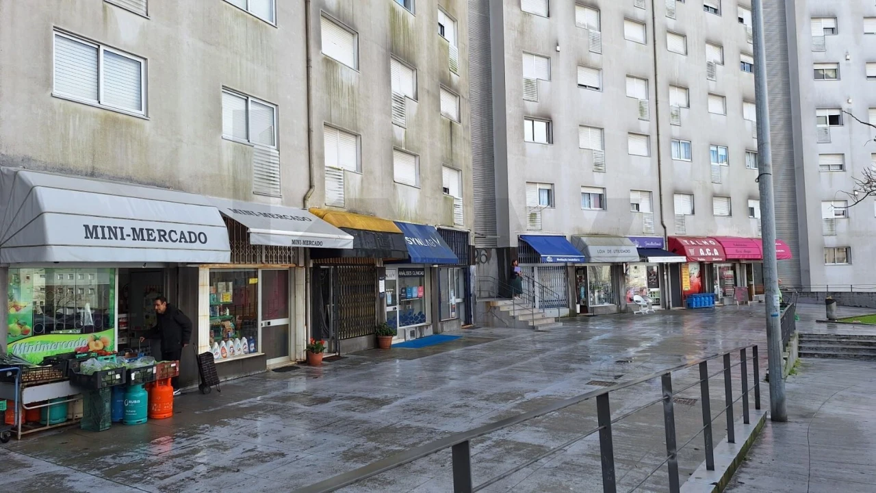 Apartamento T1 para Arrendamento em Vilar de Andorinho Foto 18