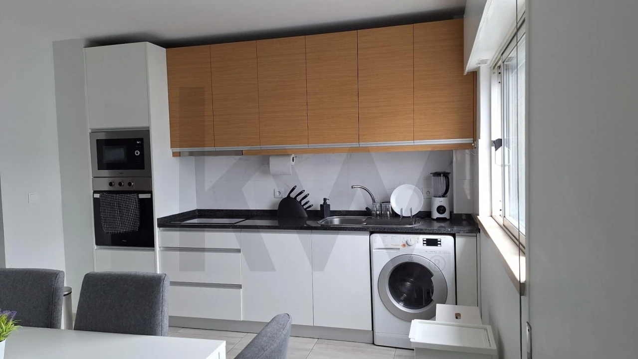 Apartamento T1 para Arrendamento em Vilar de Andorinho Foto 1