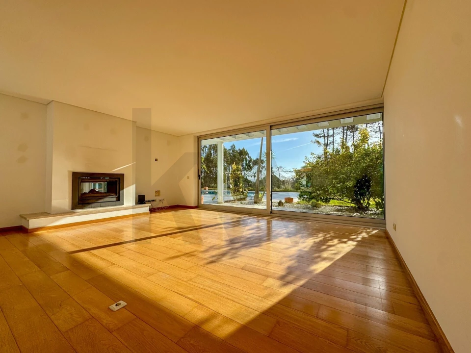 Moradia T3 para Arrendamento em Nossa Senhora do Pópulo, Coto e São Gregório Foto 21