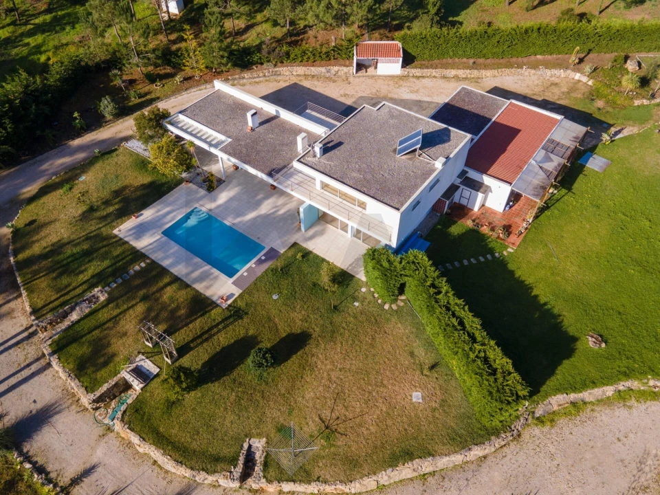 Moradia T3 para Arrendamento em Nossa Senhora do Pópulo, Coto e São Gregório Foto 7