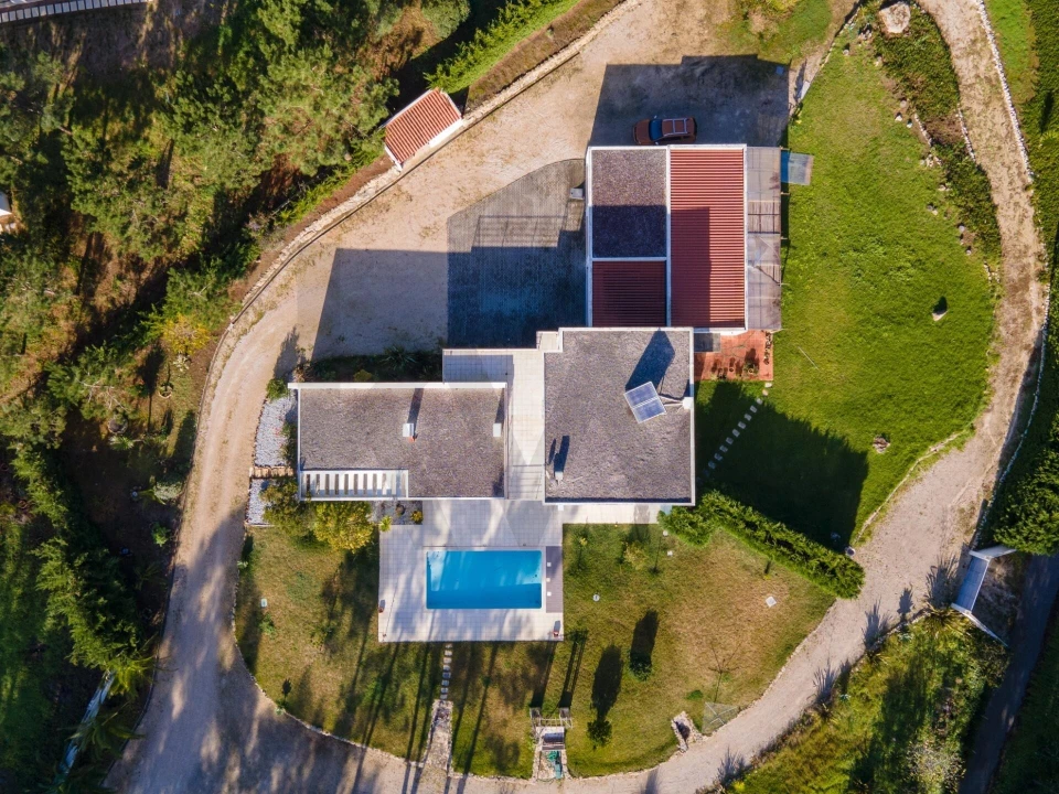 Moradia T3 para Arrendamento em Nossa Senhora do Pópulo, Coto e São Gregório Foto 8