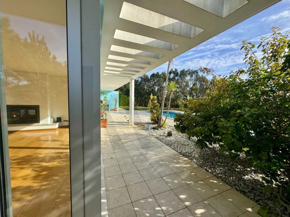 Moradia T3 para Arrendamento em Nossa Senhora do Pópulo, Coto e São Gregório Foto 50