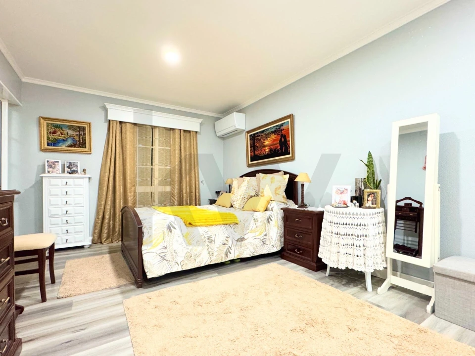 Moradia T5 para Venda em Santo Antonio Foto 18