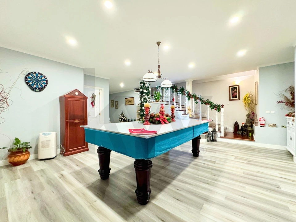 Moradia T5 para Venda em Santo Antonio Foto 7