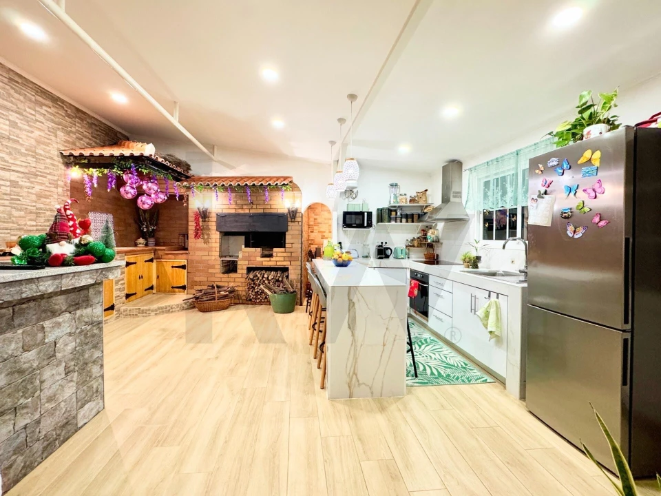 Moradia T5 para Venda em Santo Antonio Foto 14