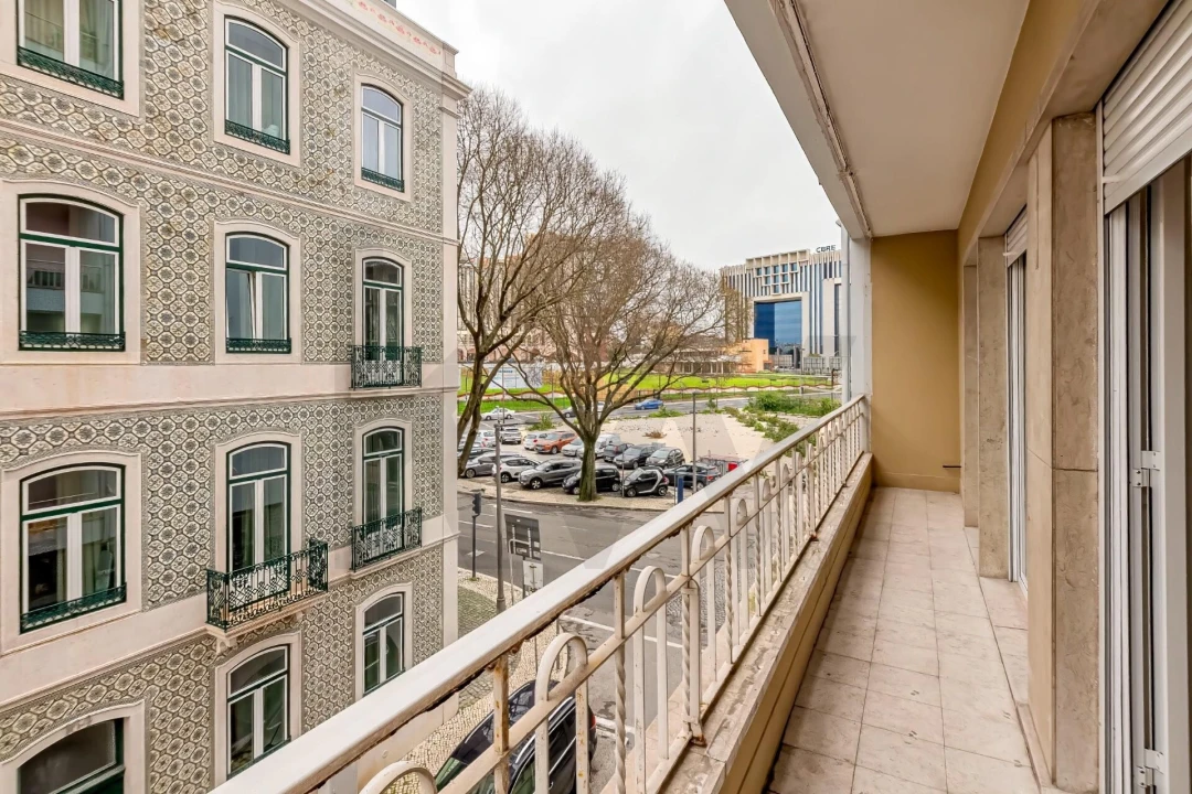 Apartamento T4 para Arrendamento em Campo de Ourique Foto 18