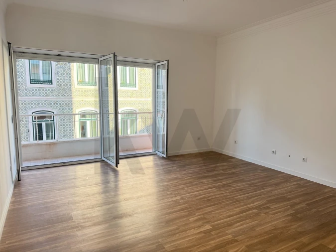 Apartamento T4 para Arrendamento em Campo de Ourique