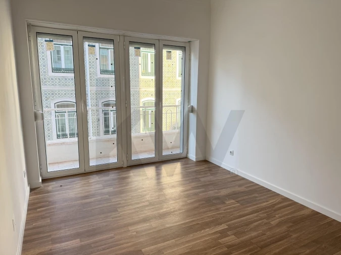 Apartamento T4 para Arrendamento em Campo de Ourique Foto 14