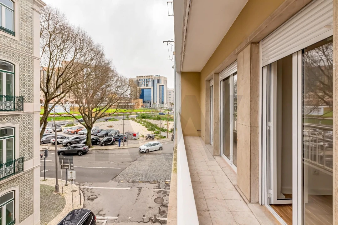 Apartamento T4 para Arrendamento em Campo de Ourique Foto 19