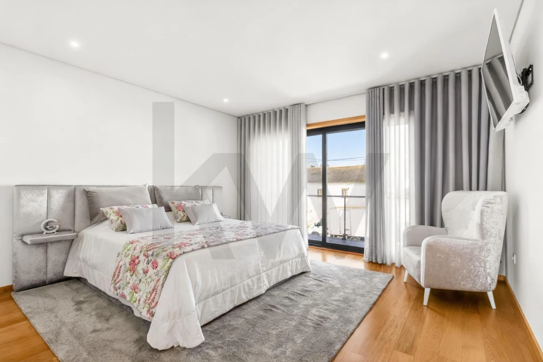 Moradia T4 para Venda em Ovar, São João, Arada e São Vicente de Pereira Jusã Foto 34