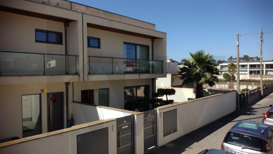 Moradia T4 para Venda em Ovar, São João, Arada e São Vicente de Pereira Jusã Foto 5