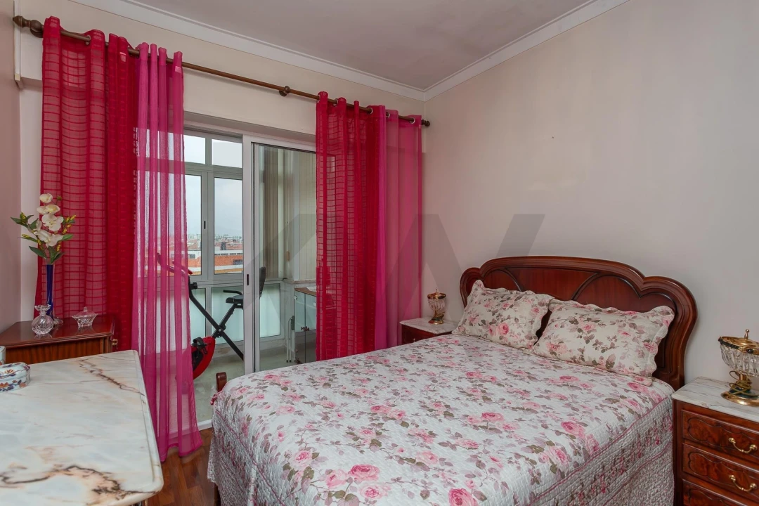 Apartamento T2 para Venda em Cacém e São Marcos Foto 27