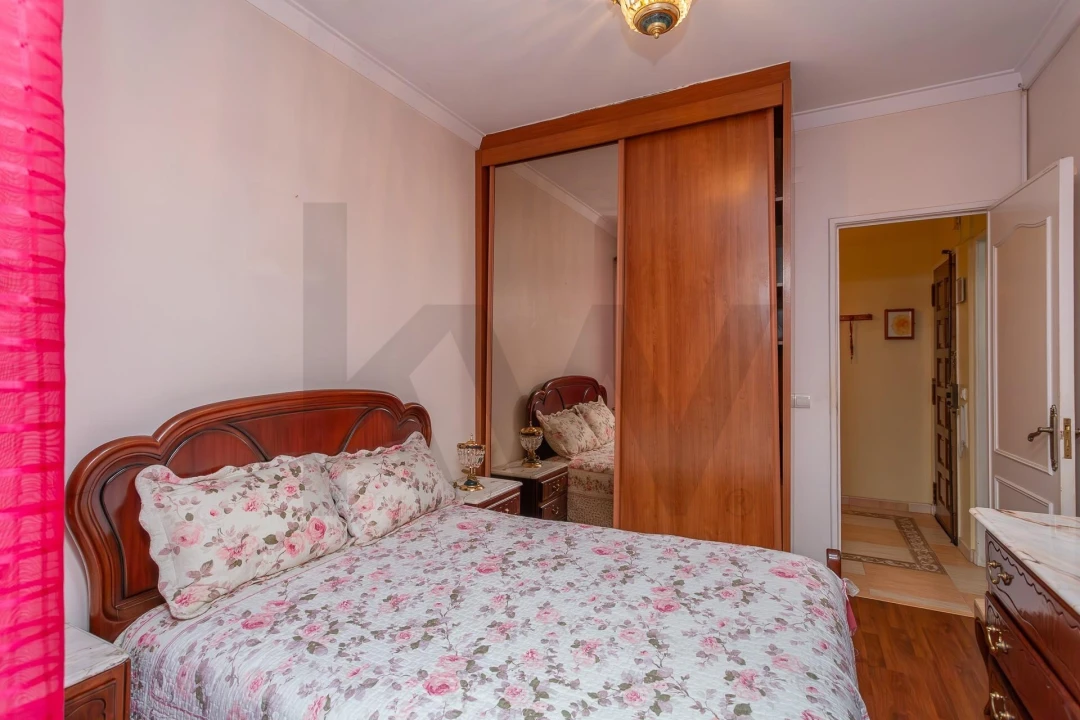 Apartamento T2 para Venda em Cacém e São Marcos Foto 16