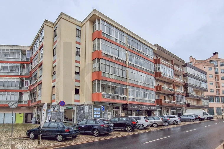 Apartamento T2 para Venda em Cacém e São Marcos Foto 38