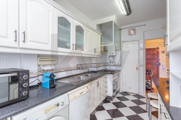 Apartamento T2 para Venda em Cacém e São Marcos Foto 6