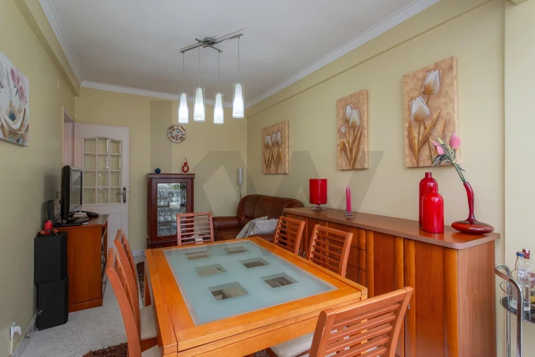 Apartamento T2 para Venda em Cacém e São Marcos Foto 26