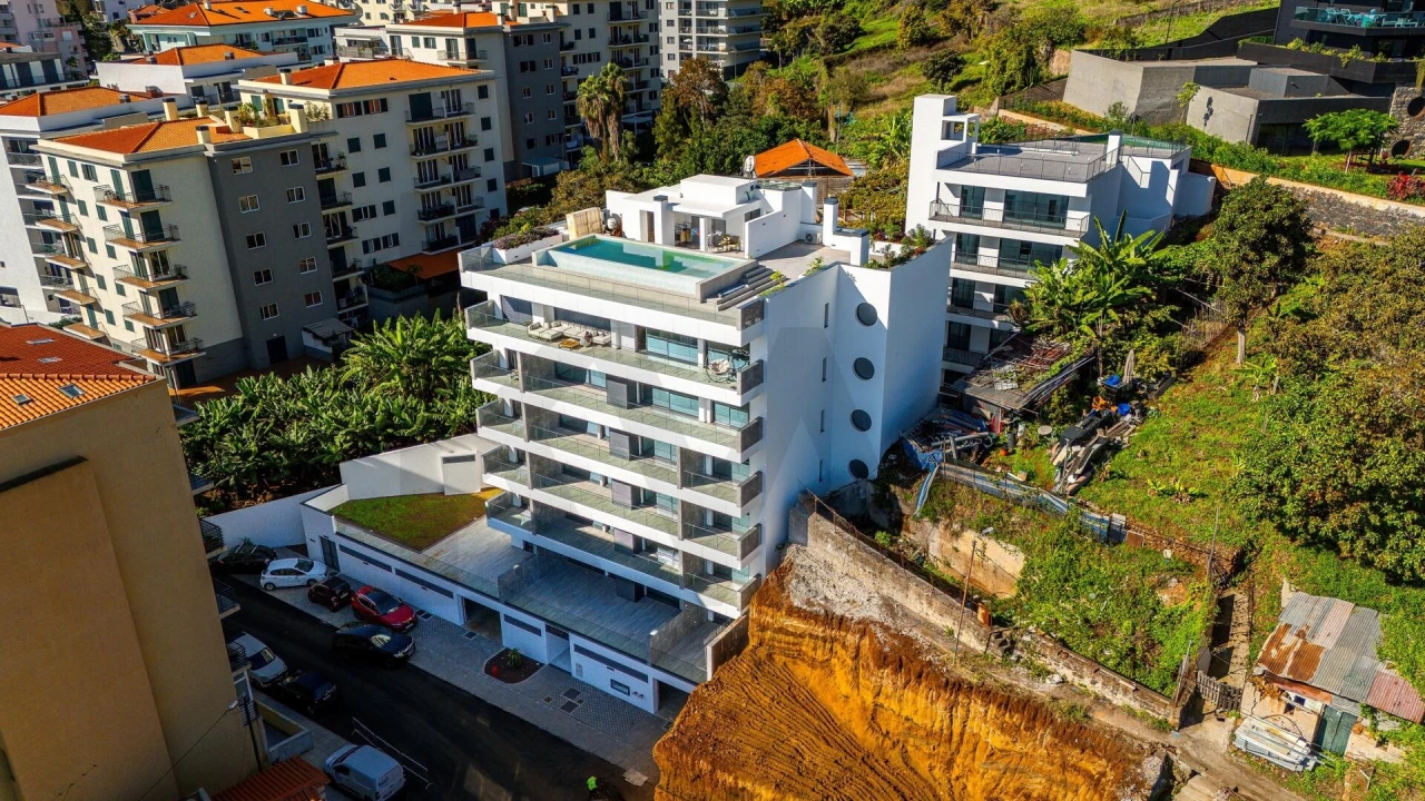 Apartamento T2 para Venda em São Martinho Foto 21