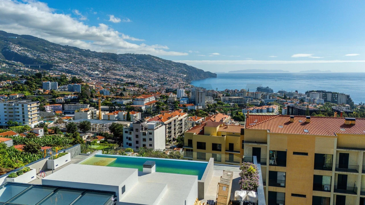 Apartamento T2 para Venda em São Martinho Foto 3