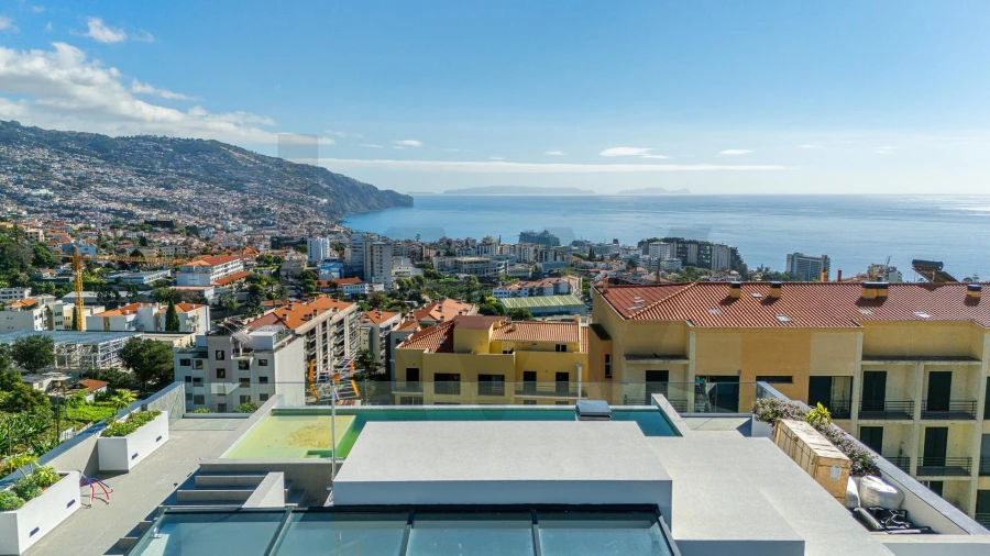 Apartamento T2 para Venda em São Martinho Foto 2