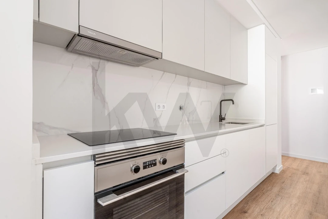 Apartamento T2 para Venda em São Martinho Foto 10