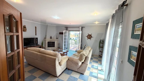 Moradia T4 para Venda em Castro Marim