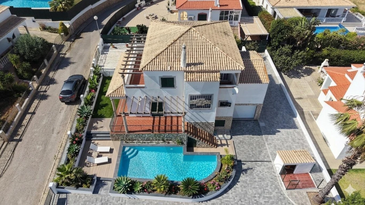 Moradia T4 para Venda em Castro Marim Foto 1