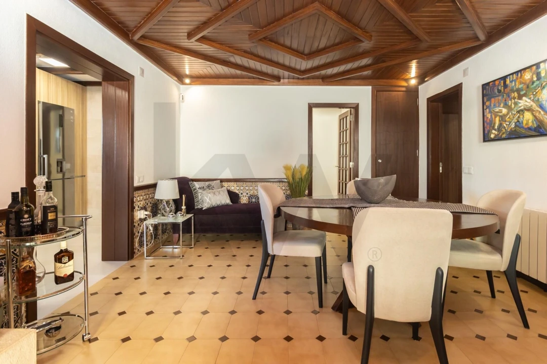 Moradia T6 para Venda em Sesimbra (Castelo) Foto 12